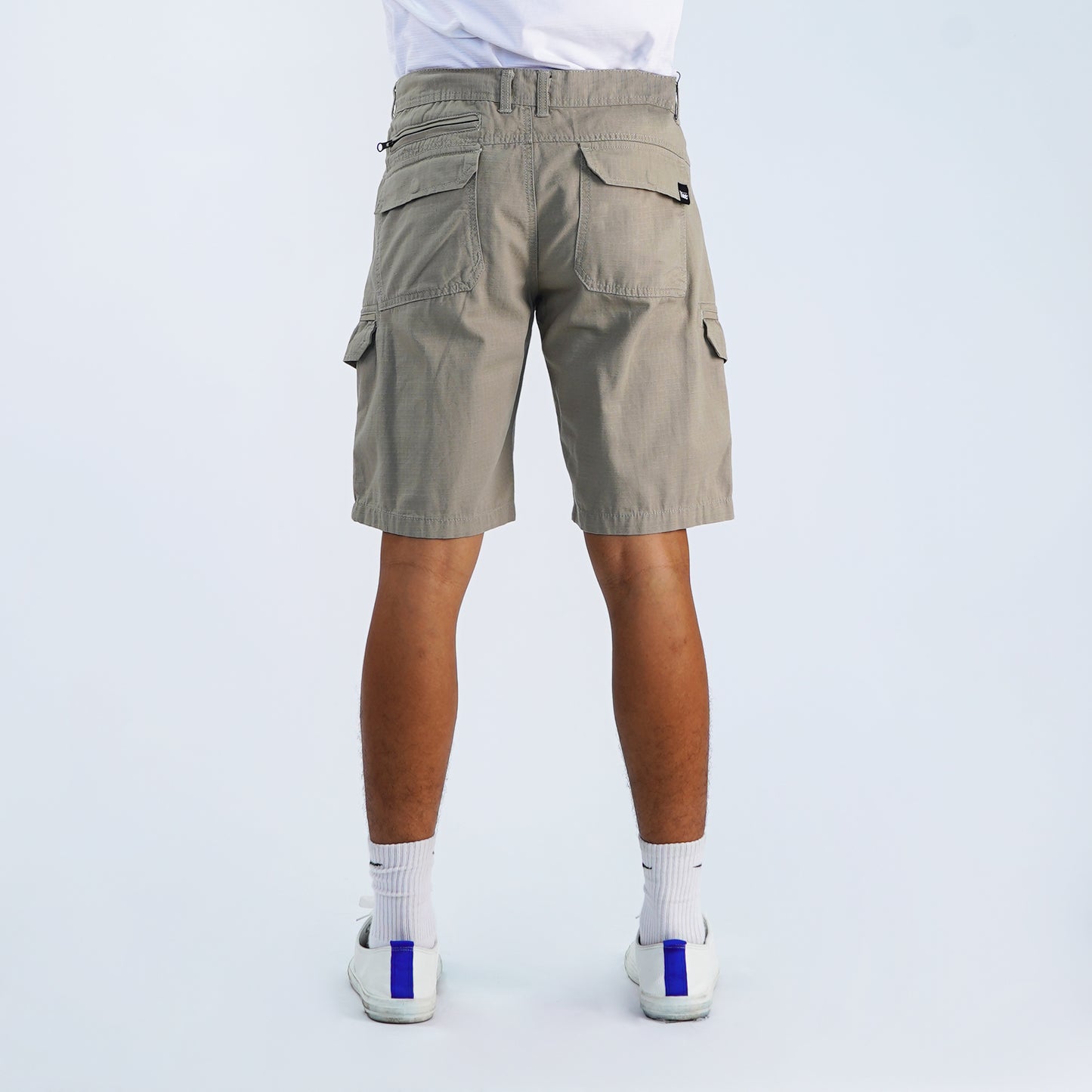 Stylistic Mr. Lee Men's Basic Non-Denim Cargo Short for Men Trendy Fashion High Quality Apparel Comfortable Casual short for Men Mid Waist 149762 (Light Gray)